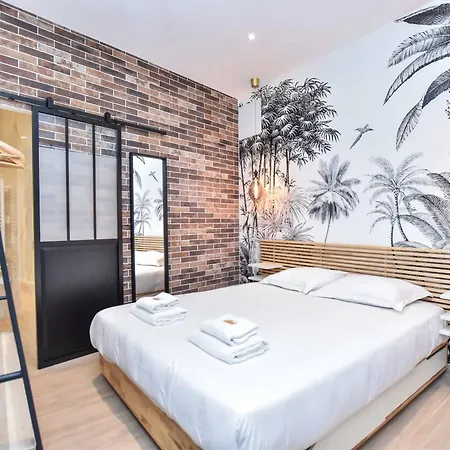 Charmant Appartement Paris アパート