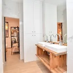 Charmant Appartement Paris Daire Paris